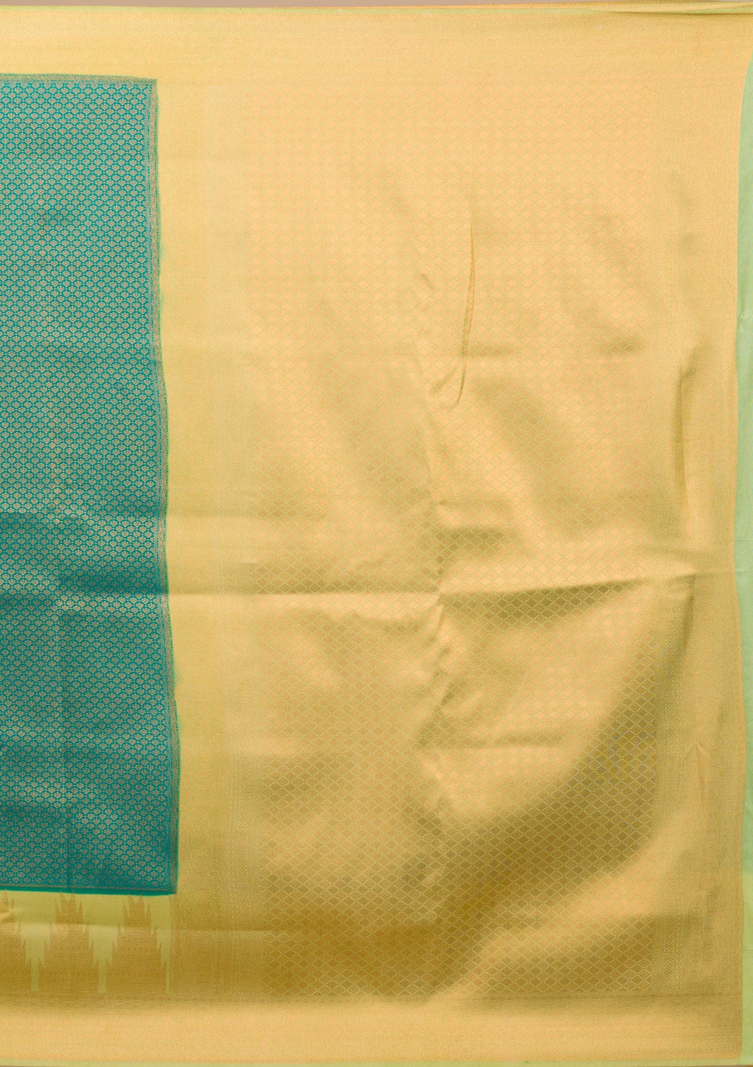 Peacock Green Zariwork Soft Silk Saree-Koskii