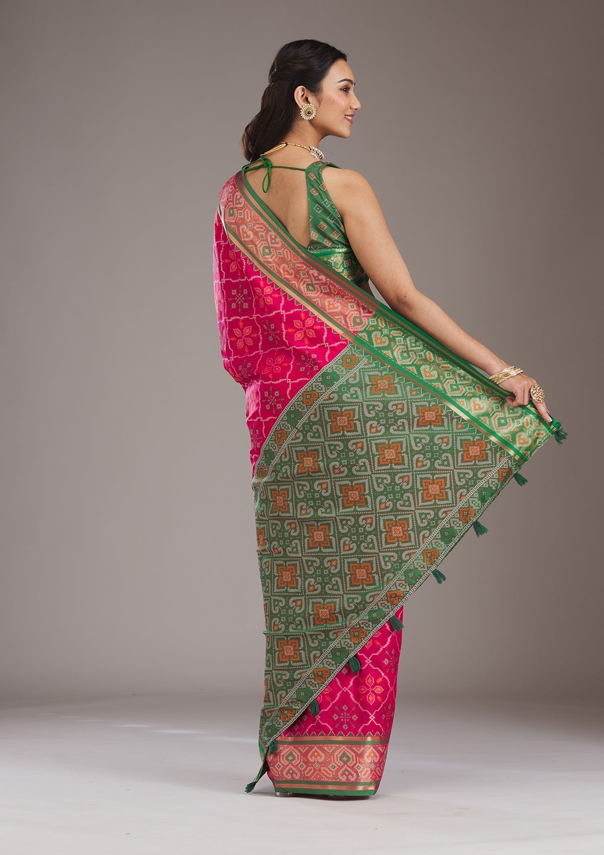 Pink Threadwork Art Silk Saree-Koskii