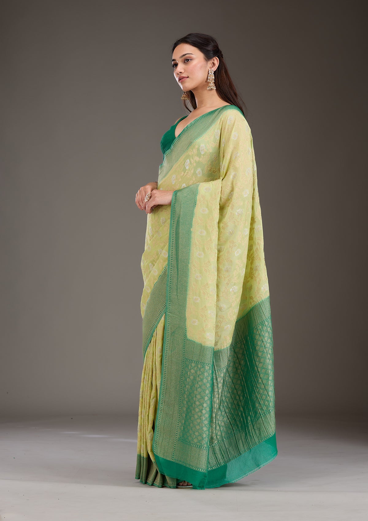Pista Green Zariwork Georgette Saree-Koskii