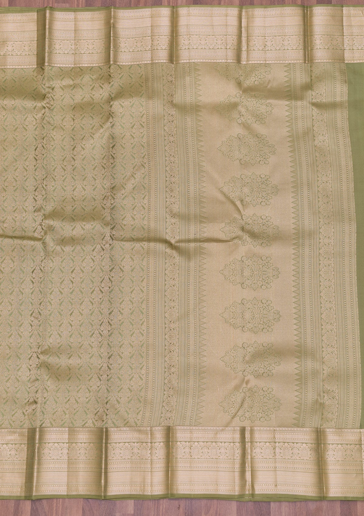 Pista Green Zariwork Pure Silk Saree-Koskii