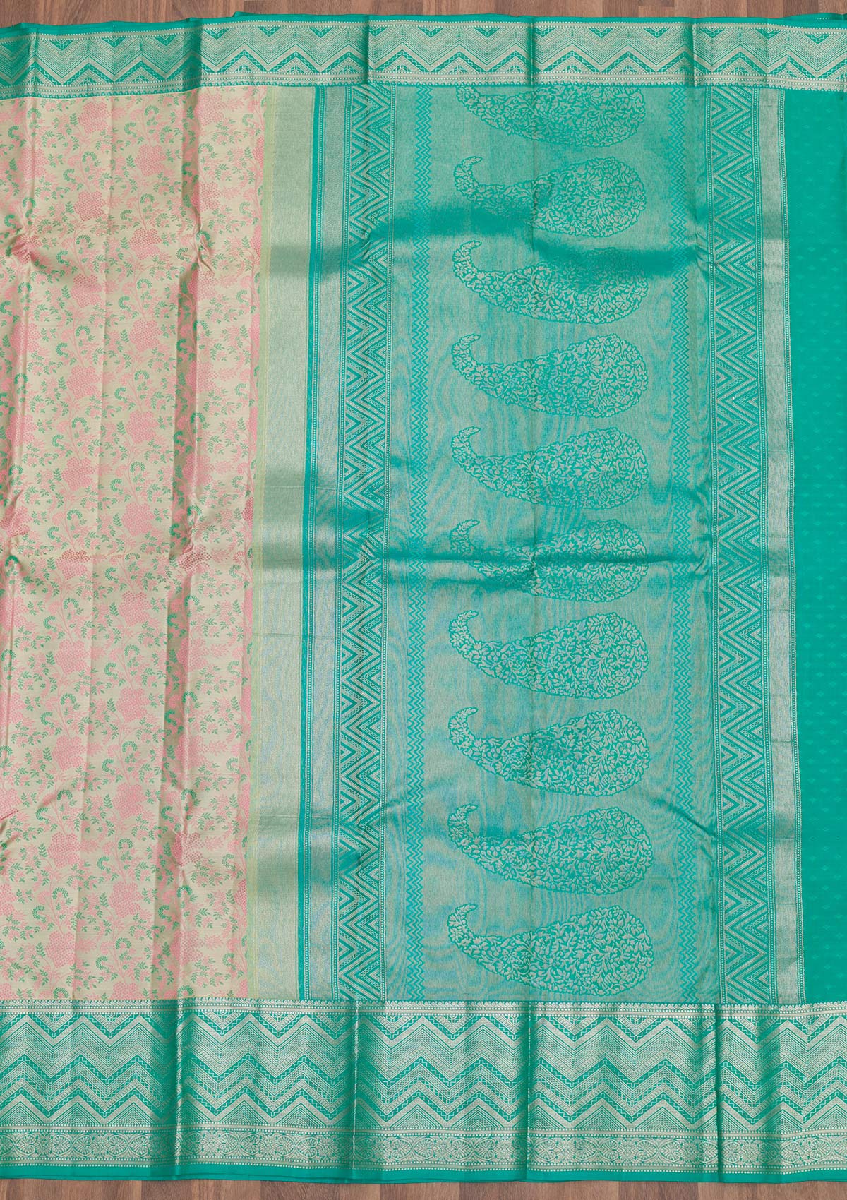 Pista Green Zariwork Pure Silk Saree-Koskii