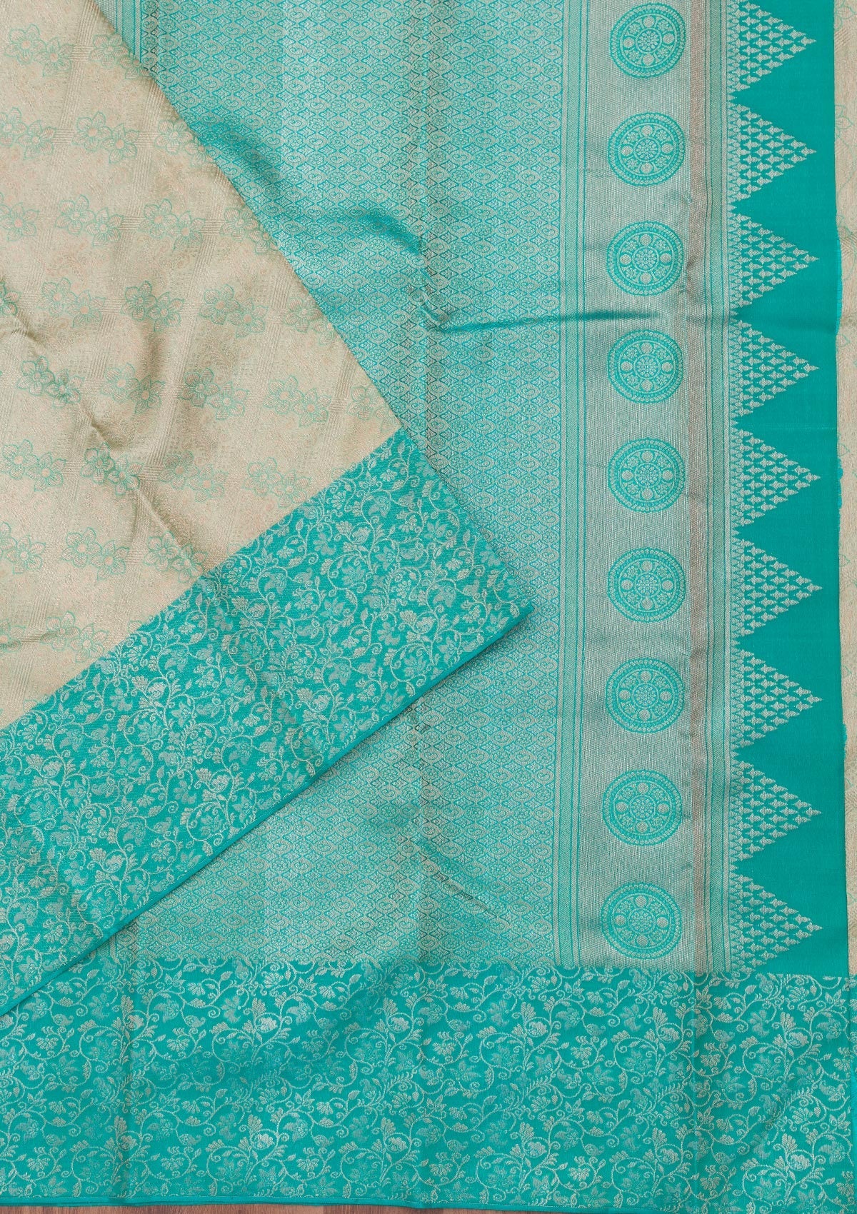 Pista Green Zariwork Pure Silk Saree-Koskii