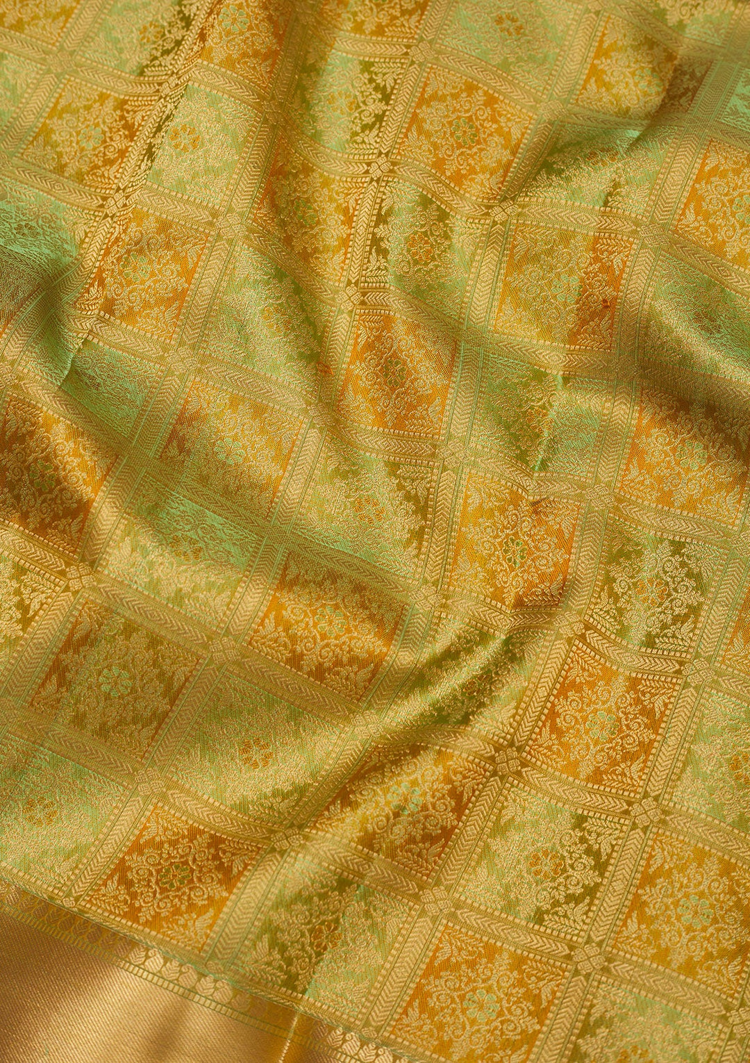 Pista Green Zariwork Pure Silk Saree-Koskii