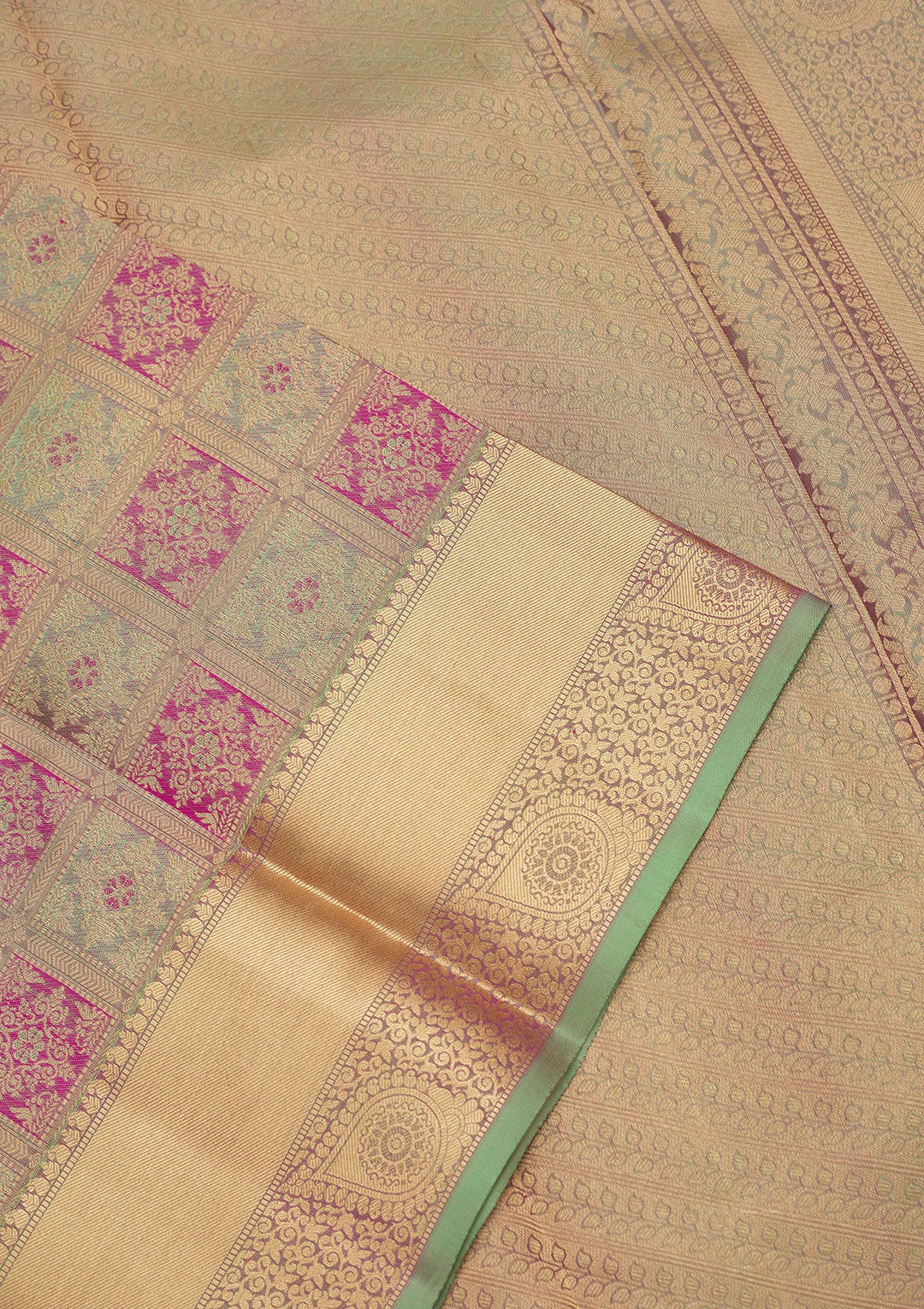 Pista Green Zariwork Pure Silk Saree-Koskii