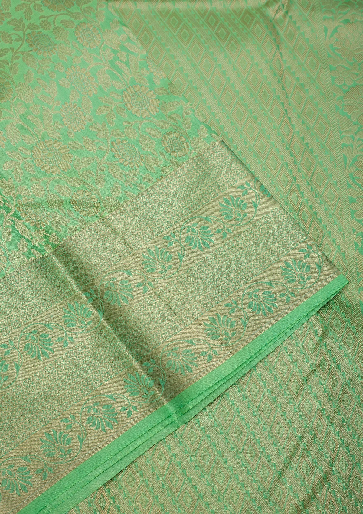 Pista Green Zariwork Pure Silk Saree-Koskii