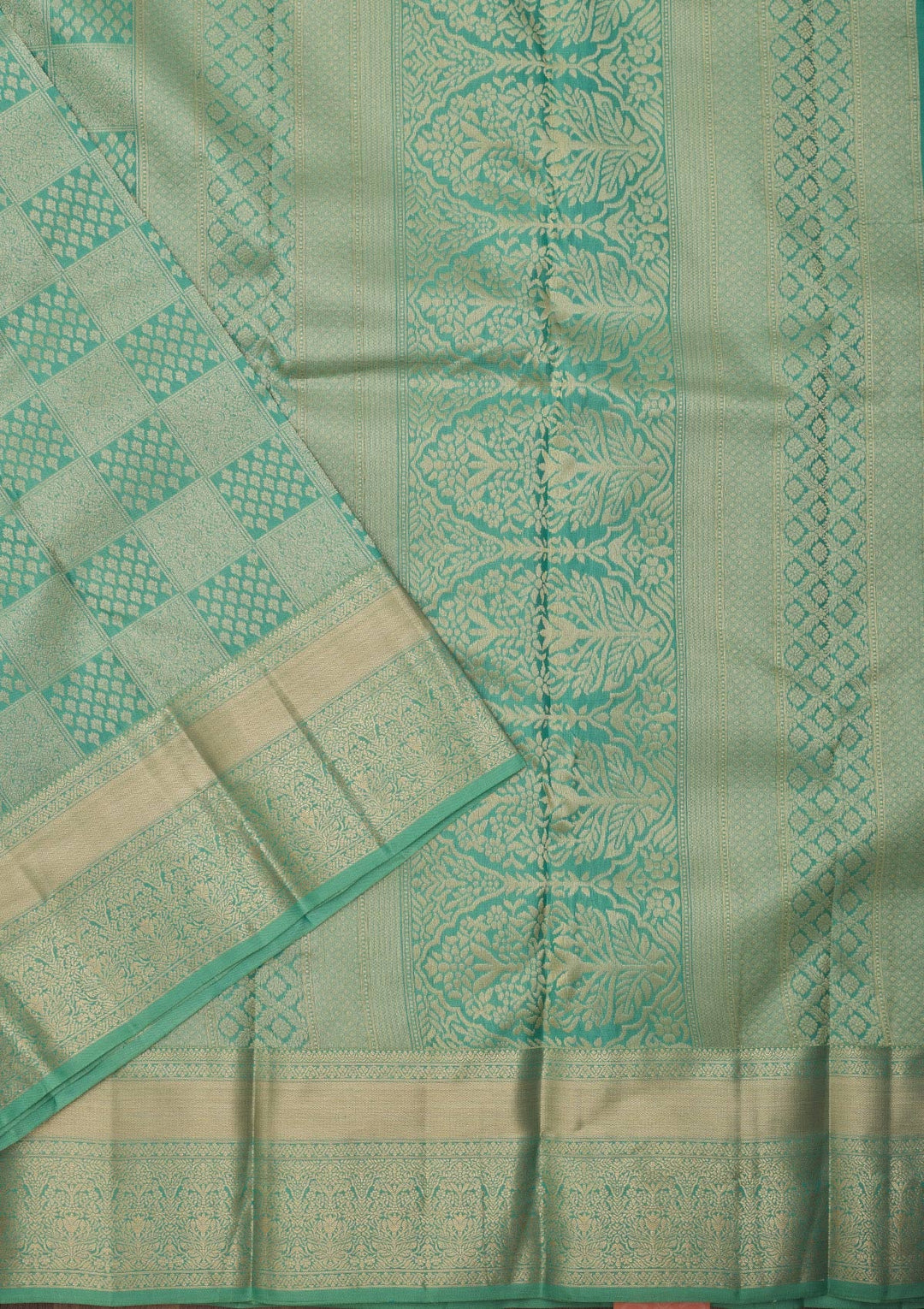 Pista Green Zariwork Pure Silk Saree