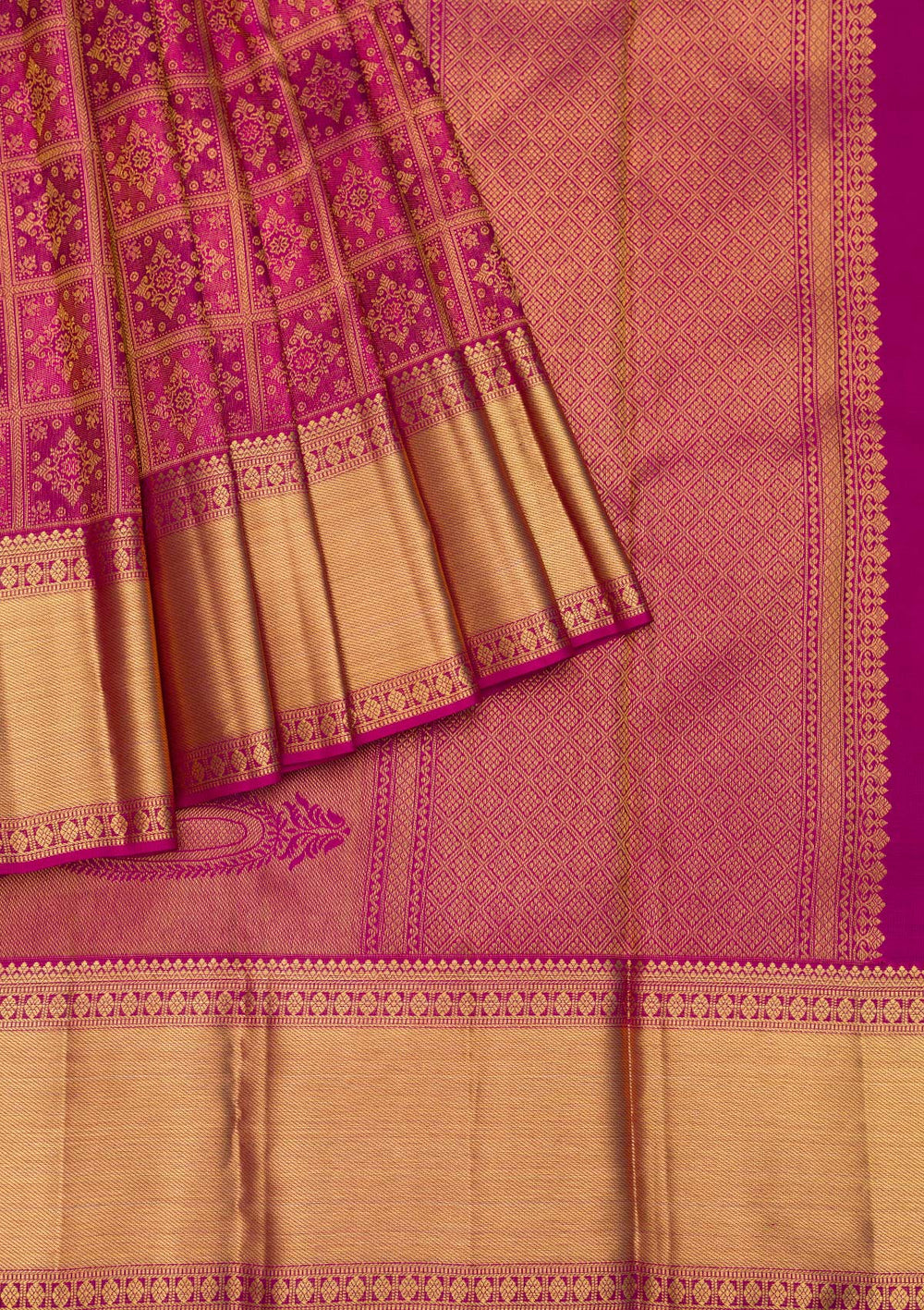 Megenta Pink Zariwork Pure Silk Saree-Koskii