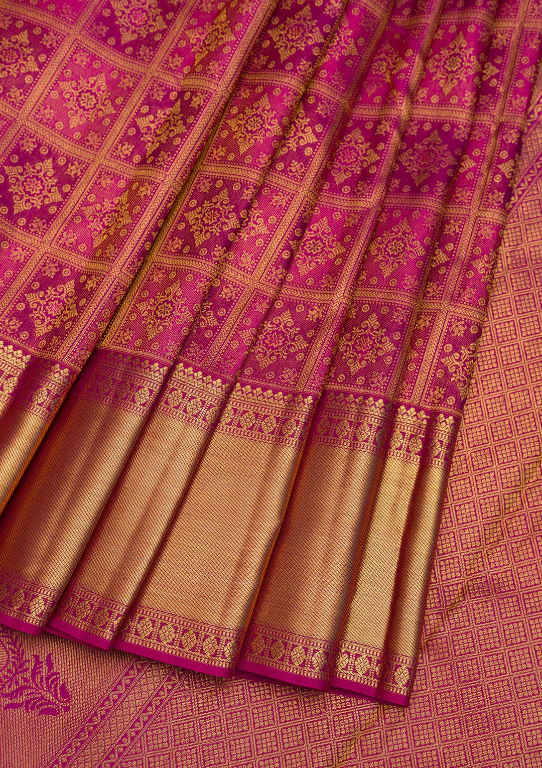 Megenta Pink Zariwork Pure Silk Saree-Koskii