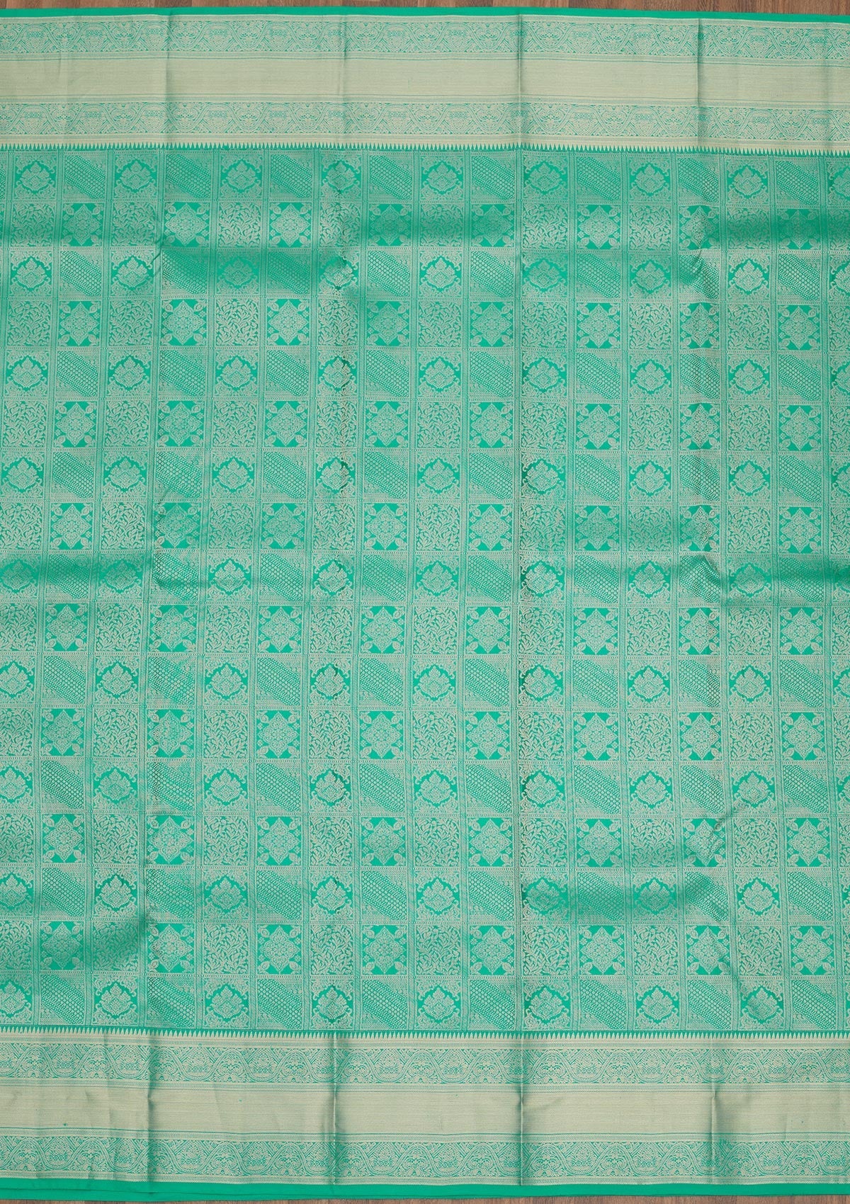 Rama Green Zariwork Pure Silk Saree-Koskii