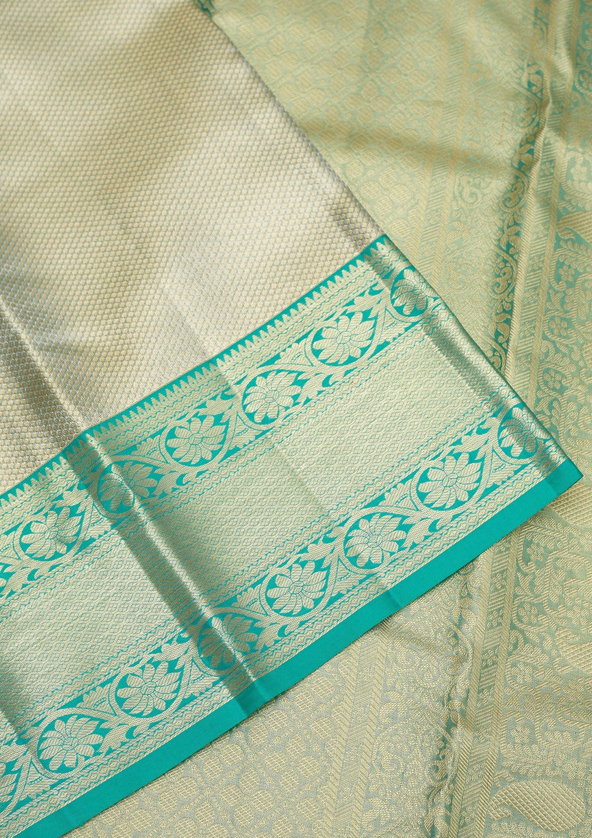 Rama Green Zariwork Pure Silk Saree-Koskii