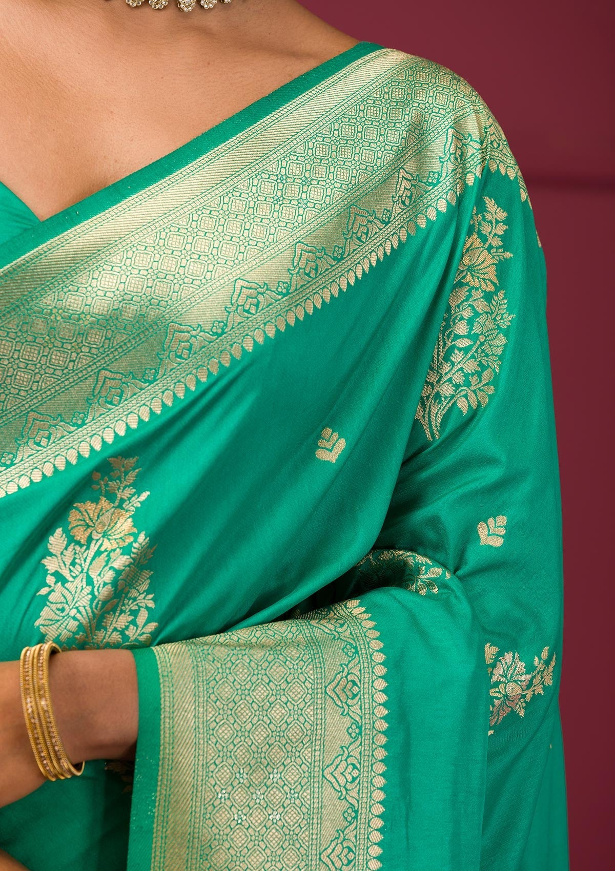 Rama Green Zariwork Soft Silk Saree-Koskii