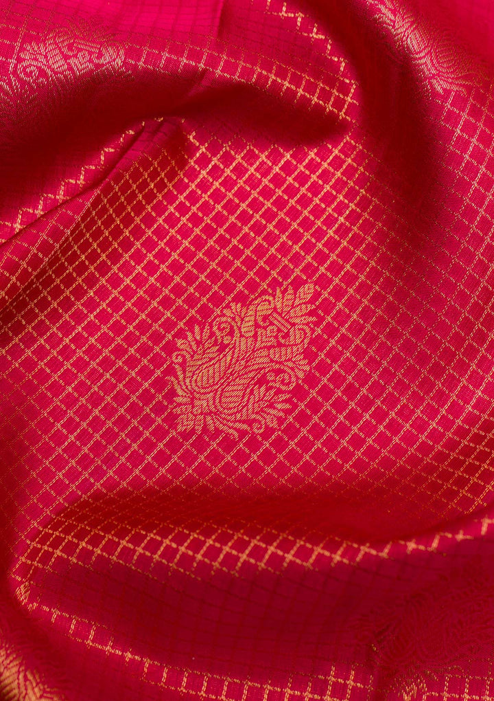 Red Gold Zariwork Pure Silk Saree - Koskii