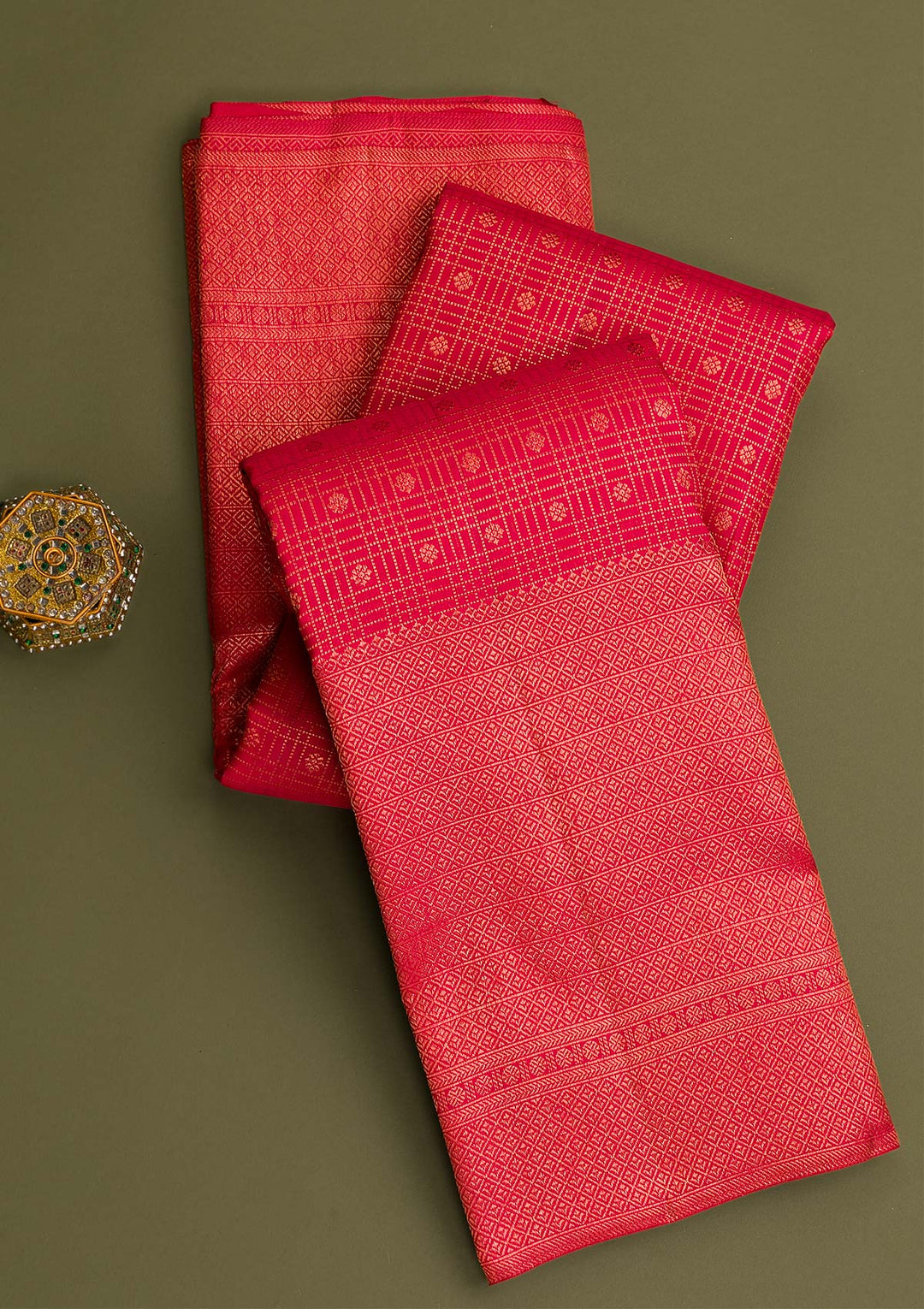 Red Gold Zariwork Pure Silk Saree - Koskii
