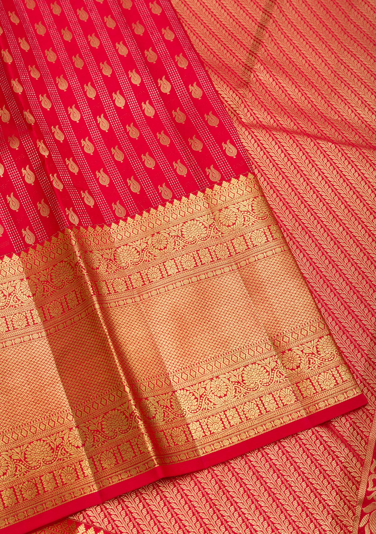 Red Zariwork Pure Silk Saree-Koskii