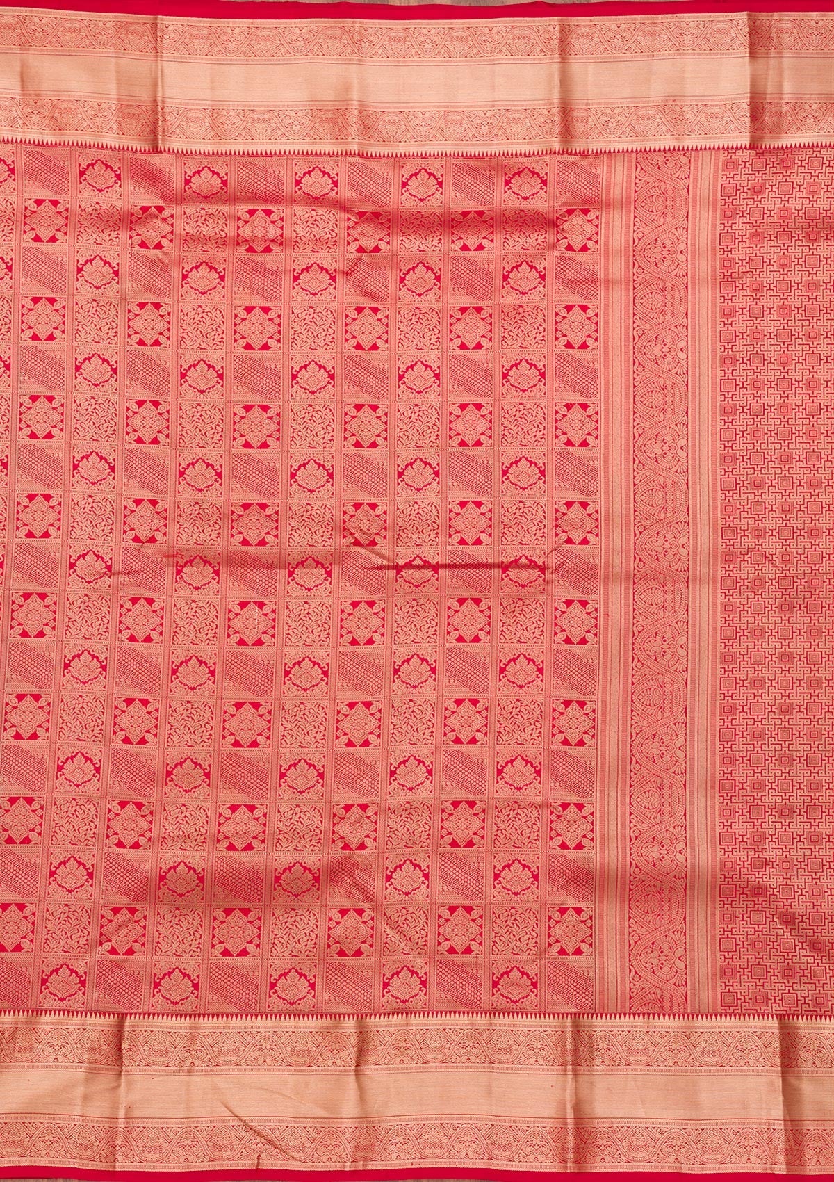 Red Zariwork Pure Silk Saree-Koskii