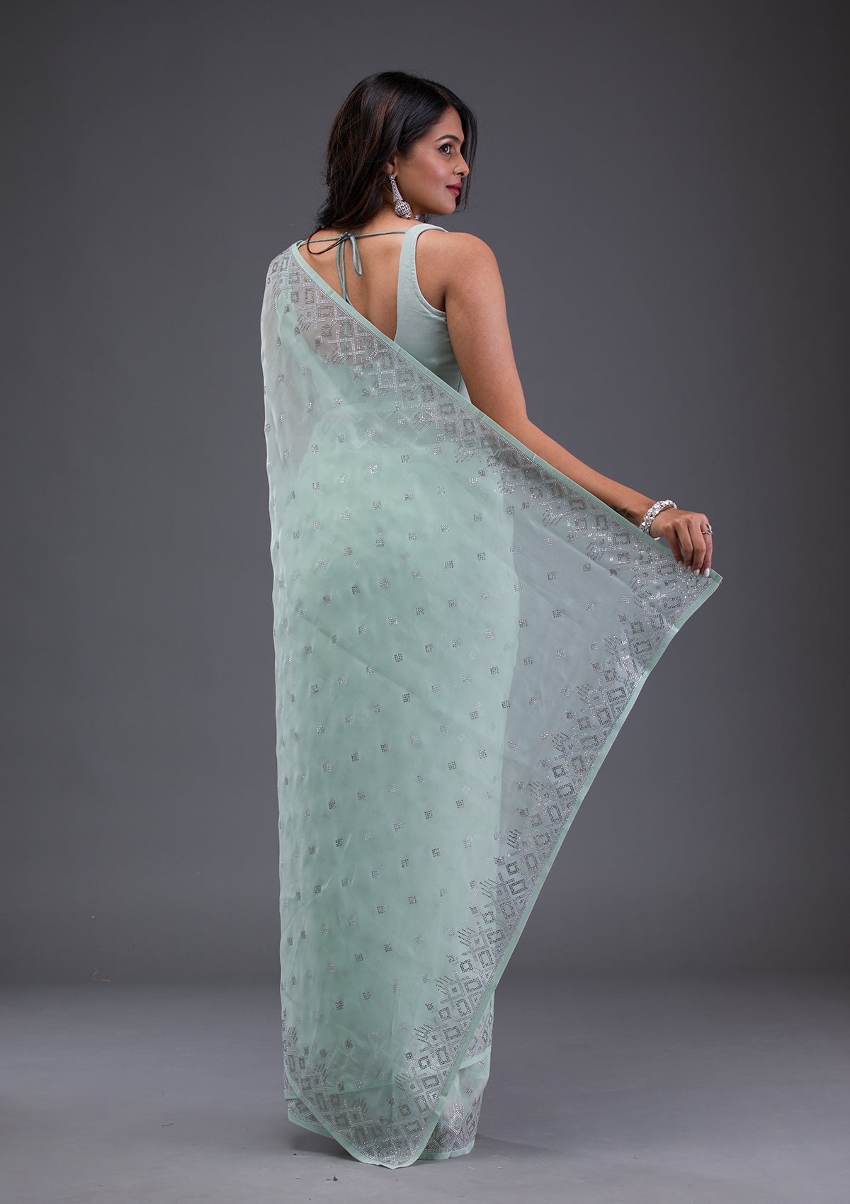 Grey Threadwork Shimmer Designer Saree-Koskii