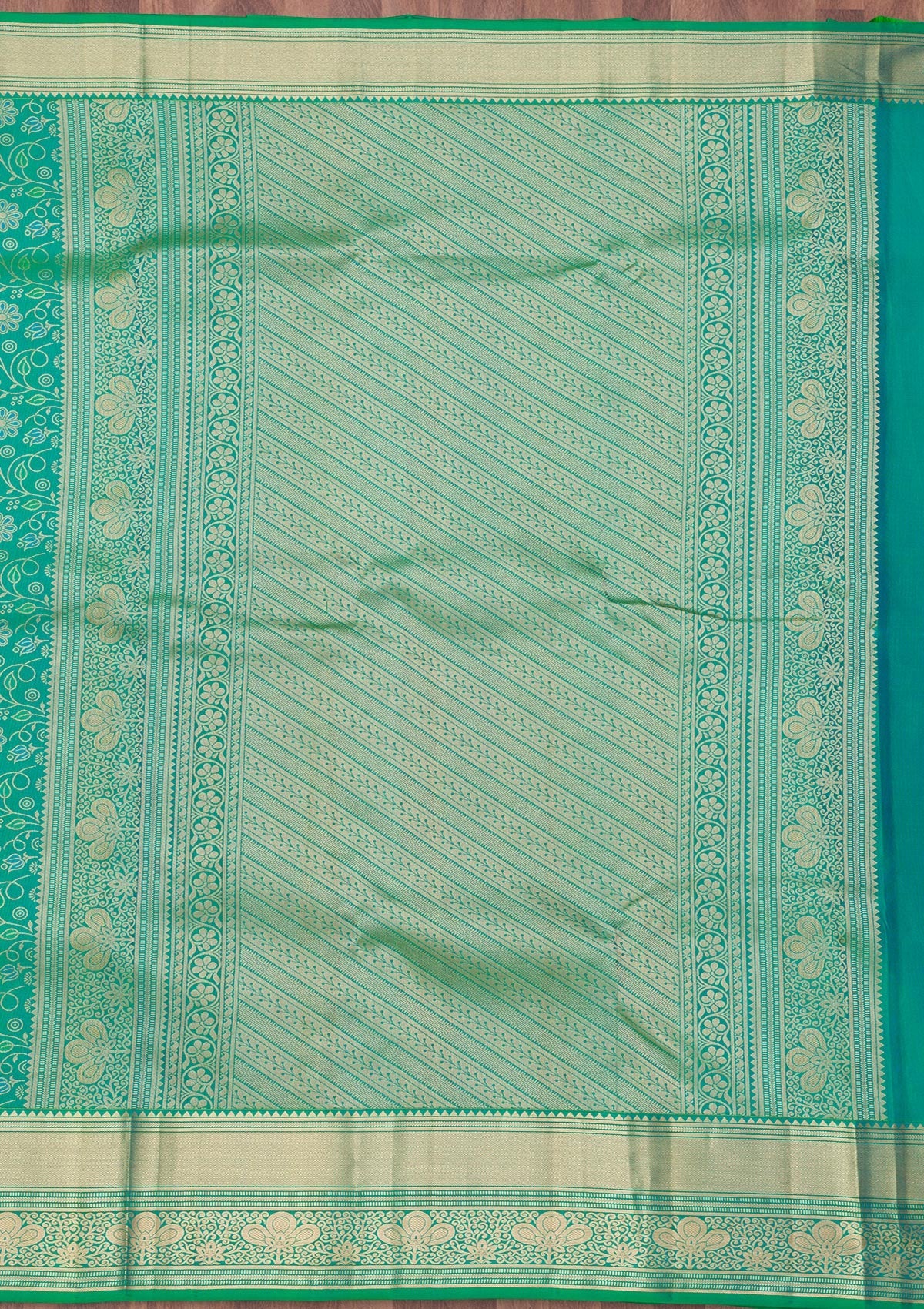 Sea Green Zariwork Pure Silk Saree-Koskii