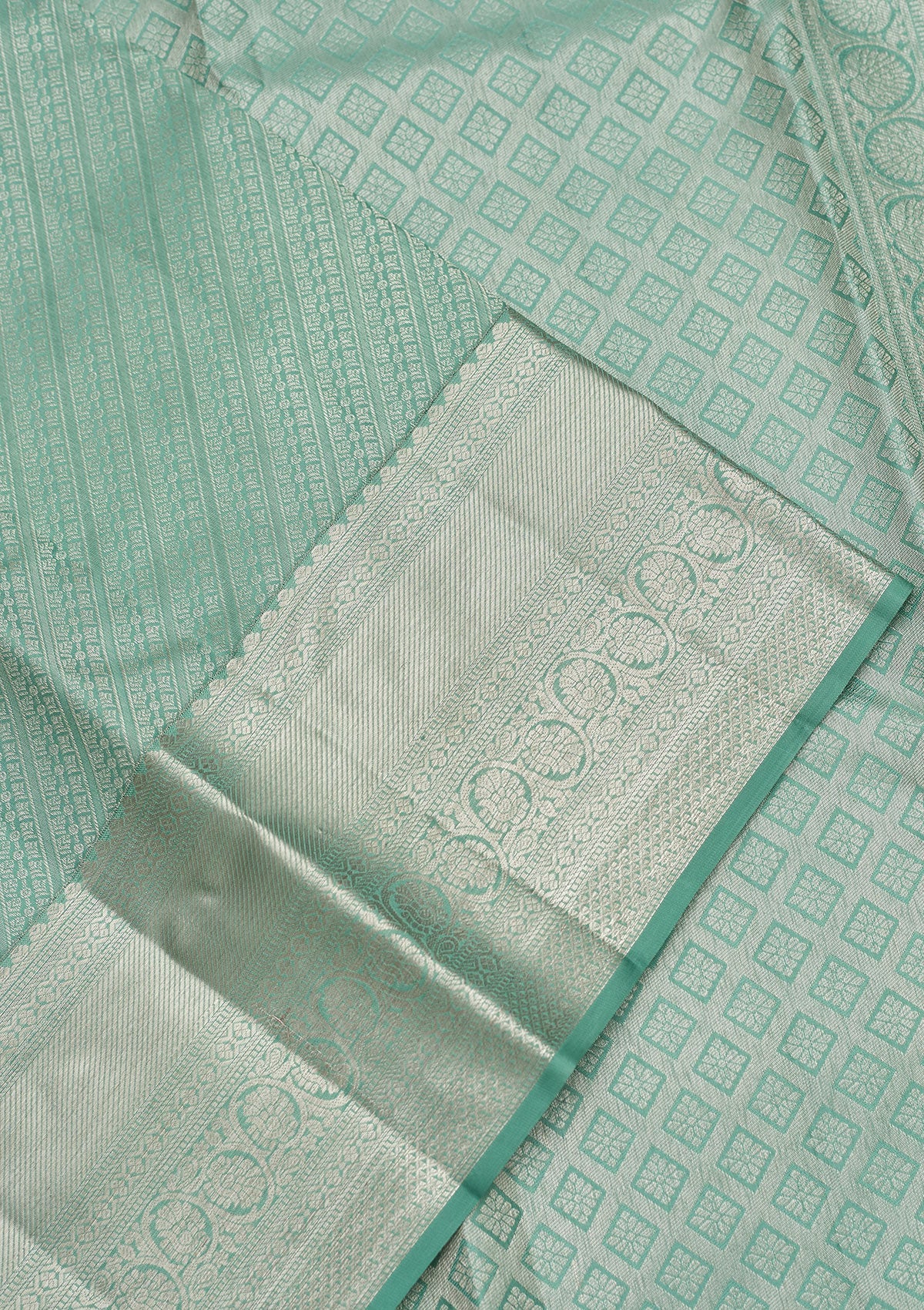 Sea Green Zariwork Pure Silk Saree-Koskii