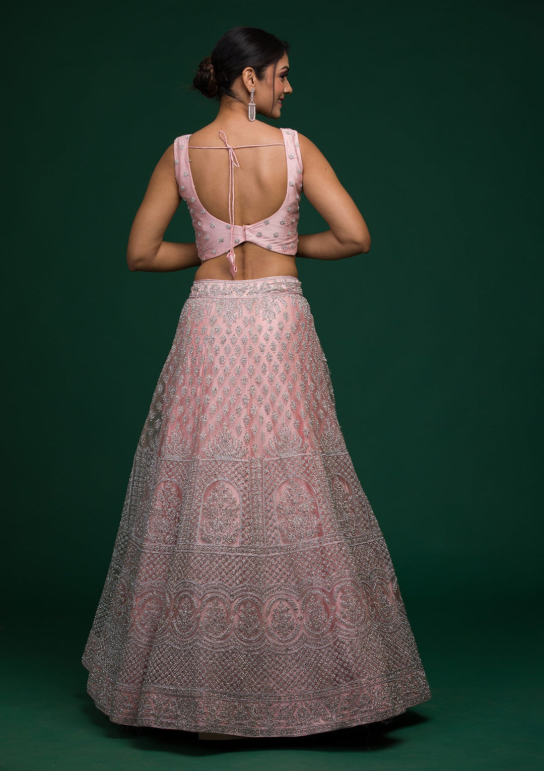 Baby Pink Silver Stonework Net Lehenga-koskii