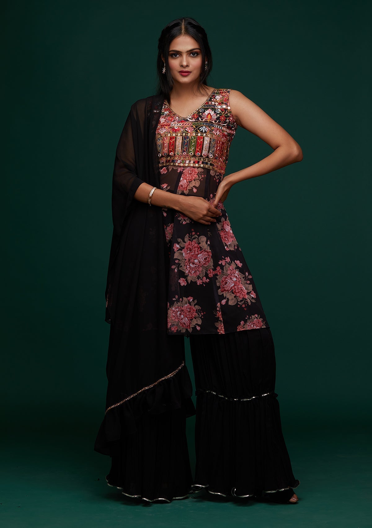 Black Threadwork Georgette Designer Salwar Suit - Koskii