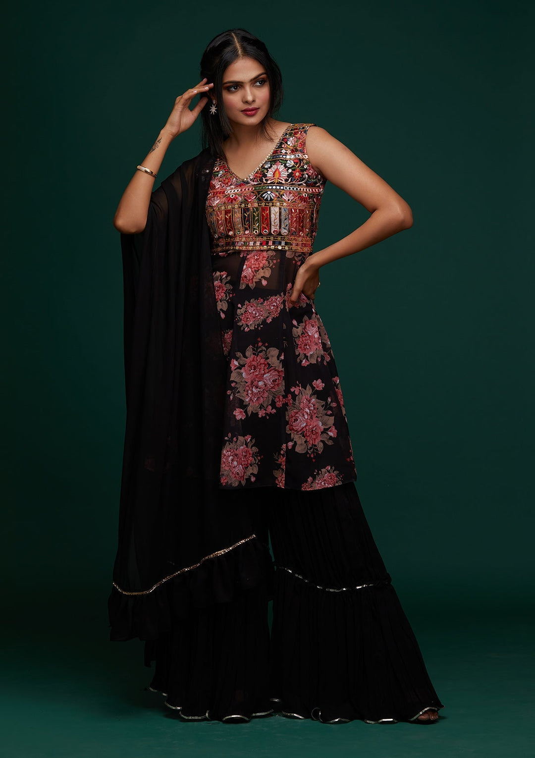 Black Threadwork Georgette Designer Salwar Suit - Koskii