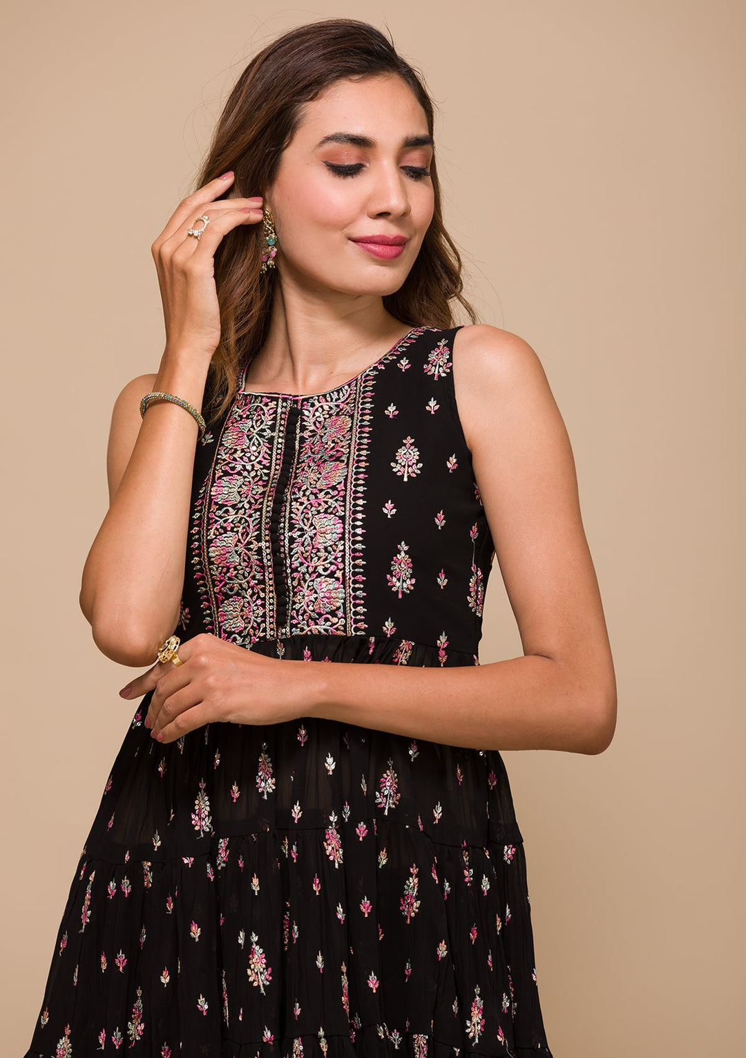 Black Threadwork Georgette Readymade Salwar Kameez-Koskii