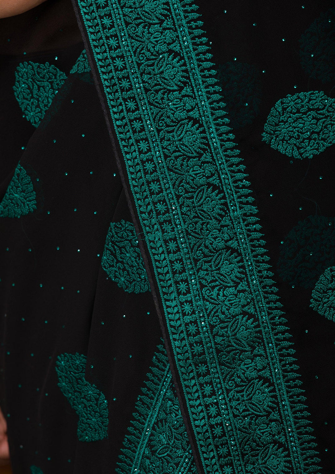 Rama Green Threadwork Georgette Saree-Koskii