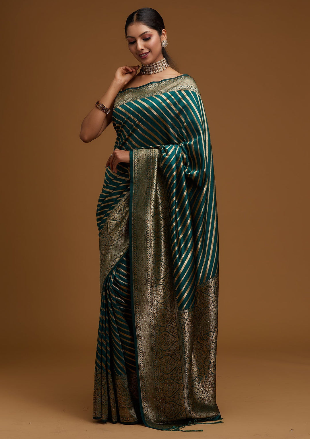 Bottle Green Zariwork Banarasi Designer Saree - Koskii