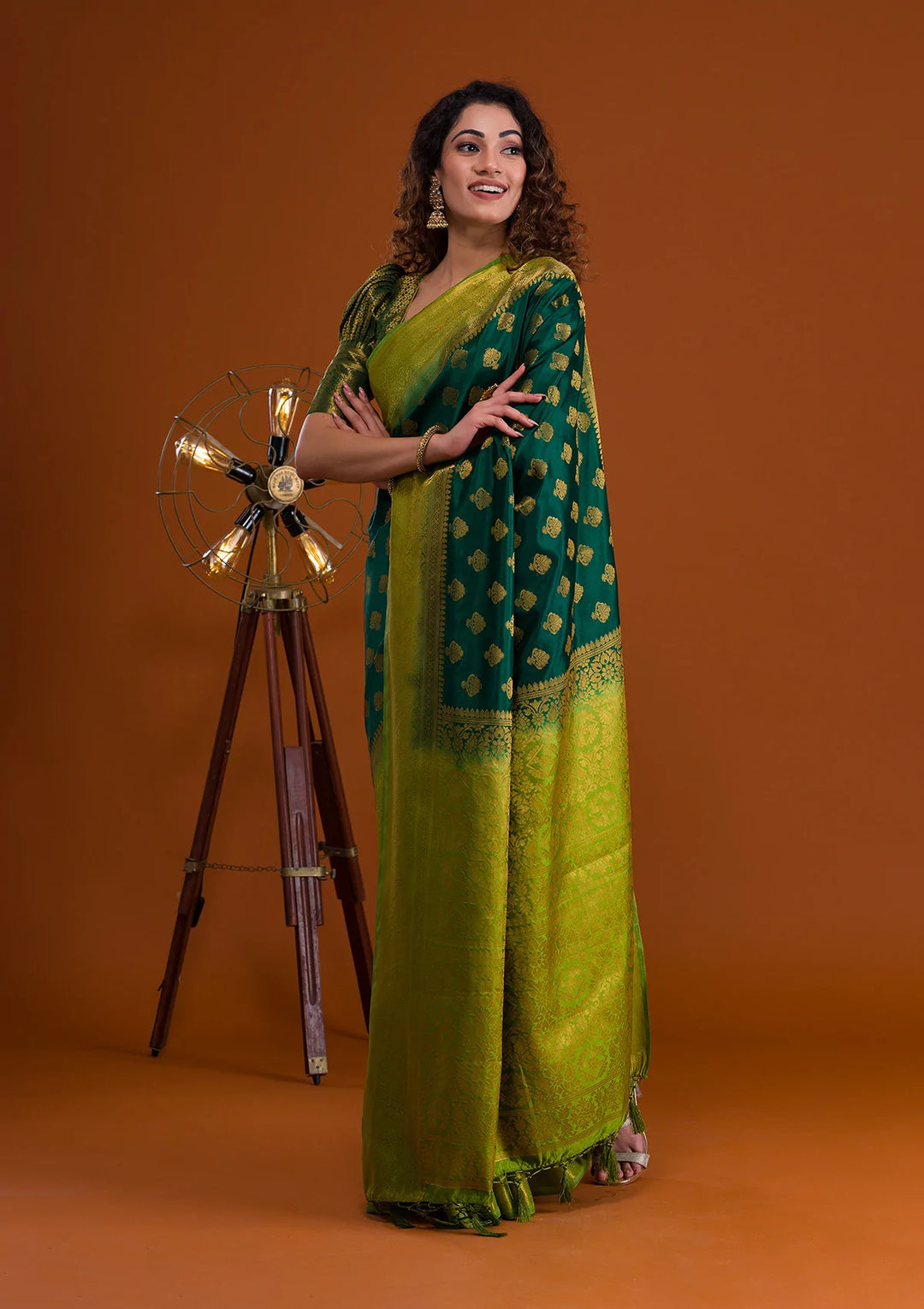 Bottle Green Zariwork Banarasi Saree-Koskii