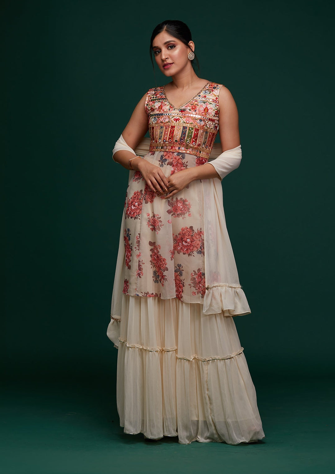 Cream Threadwork Georgette Designer Salwar Suit - Koskii