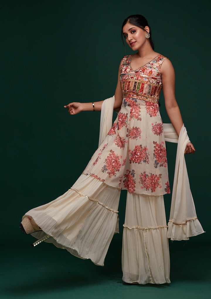 Cream Threadwork Georgette Designer Salwar Suit - Koskii
