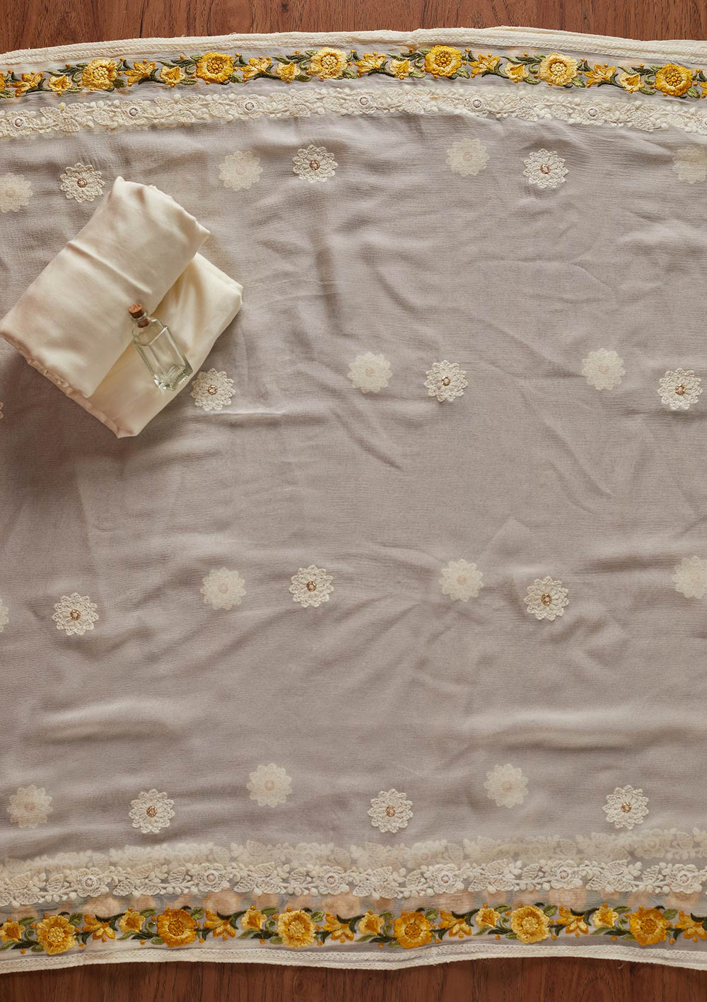 Cream Threadwork Georgette Designer Unstitched Salwar Suit - koskii