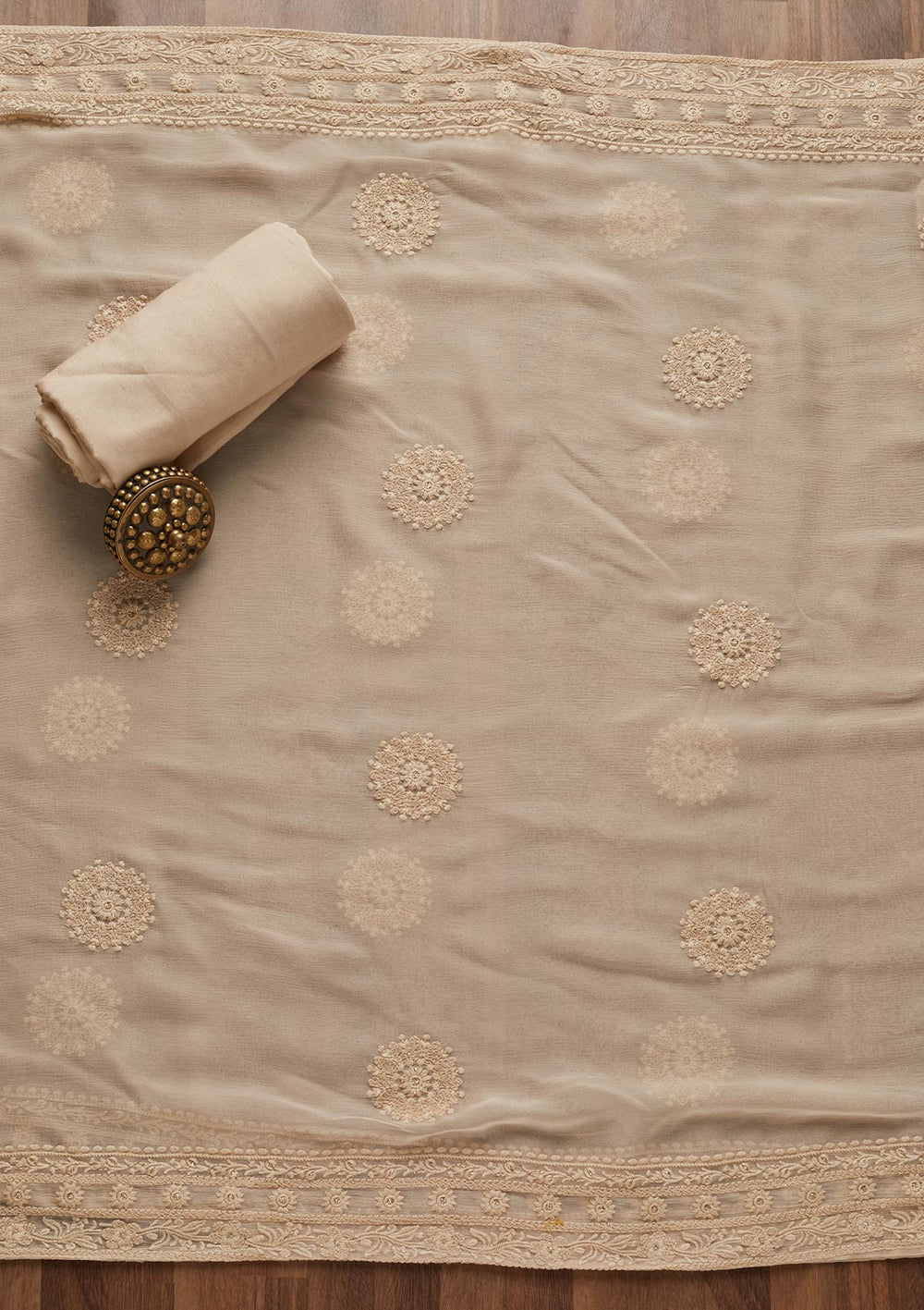 Cream Threadwork Georgette Unstitched Salwar Suit - Koskii