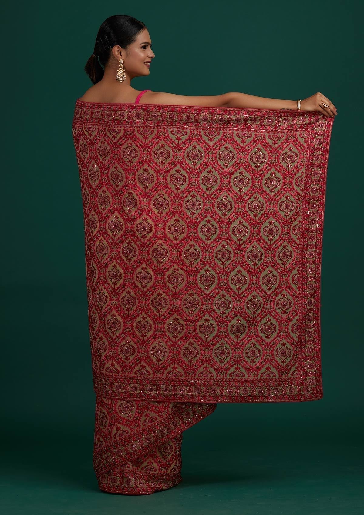 Cream Threadwork Georgette Designer Saree - Koskii