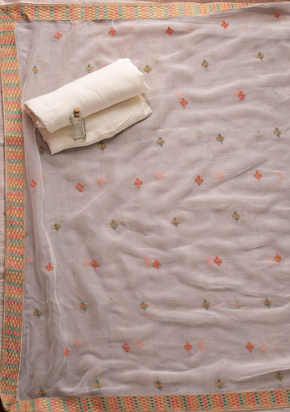 Cream Threadwork Semi Crepe Designer Semi-Stitched Salwar Suit - koskii