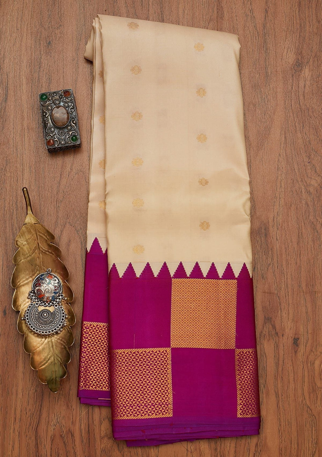 Cream Zariwork Pure Silk Designer Saree - koskii