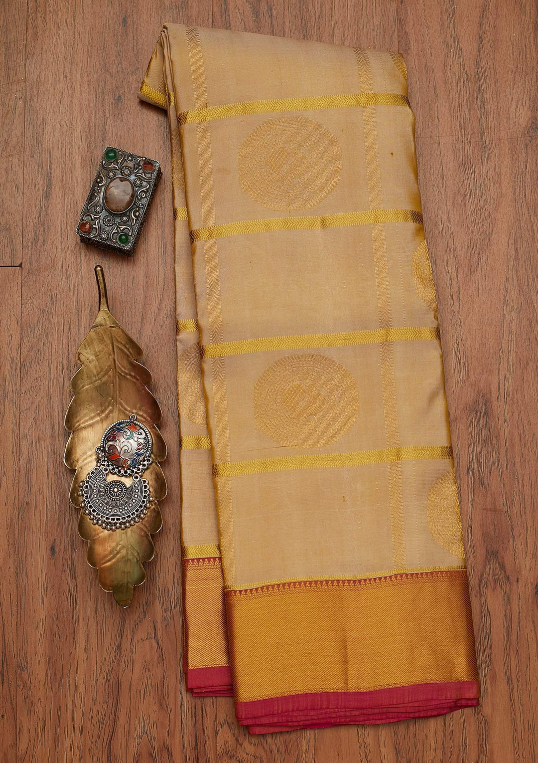 Cream Zariwork Pure Silk Designer Saree - koskii