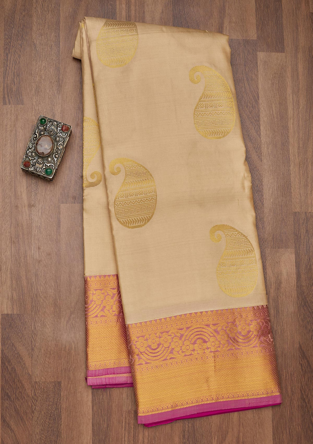 Cream Zariwork Pure Silk Saree-Koskii