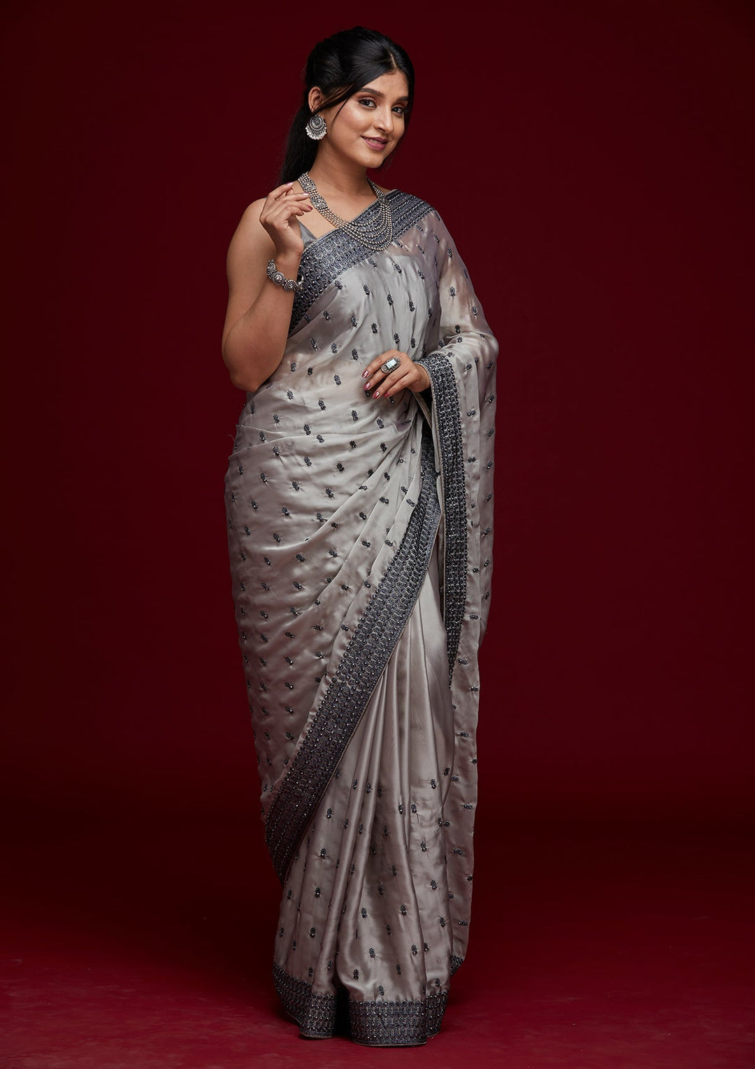 Grey Threadwork Georgette Saree - Koskii