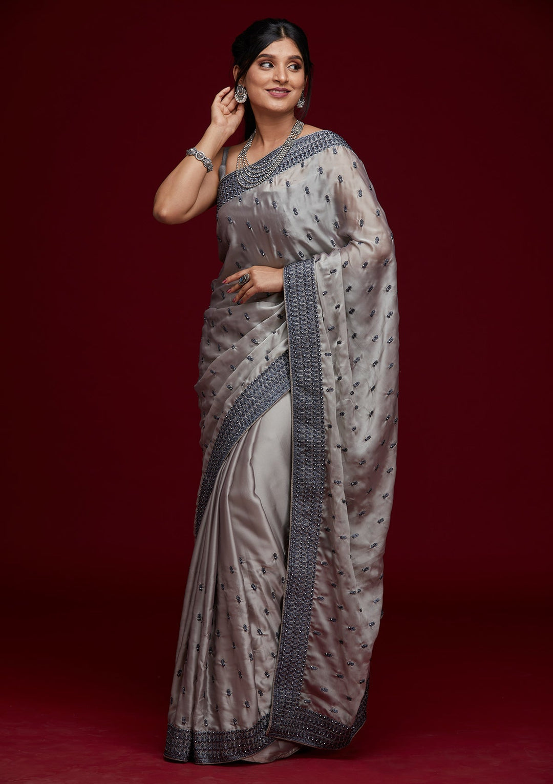 Grey Threadwork Georgette Saree - Koskii