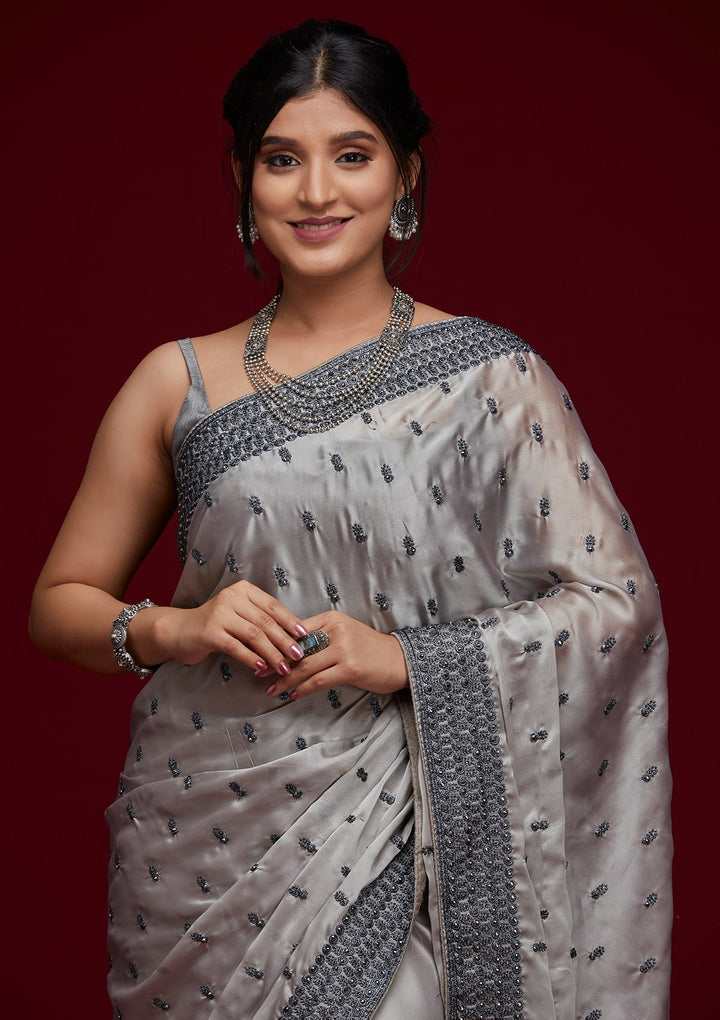 Grey Threadwork Georgette Saree - Koskii