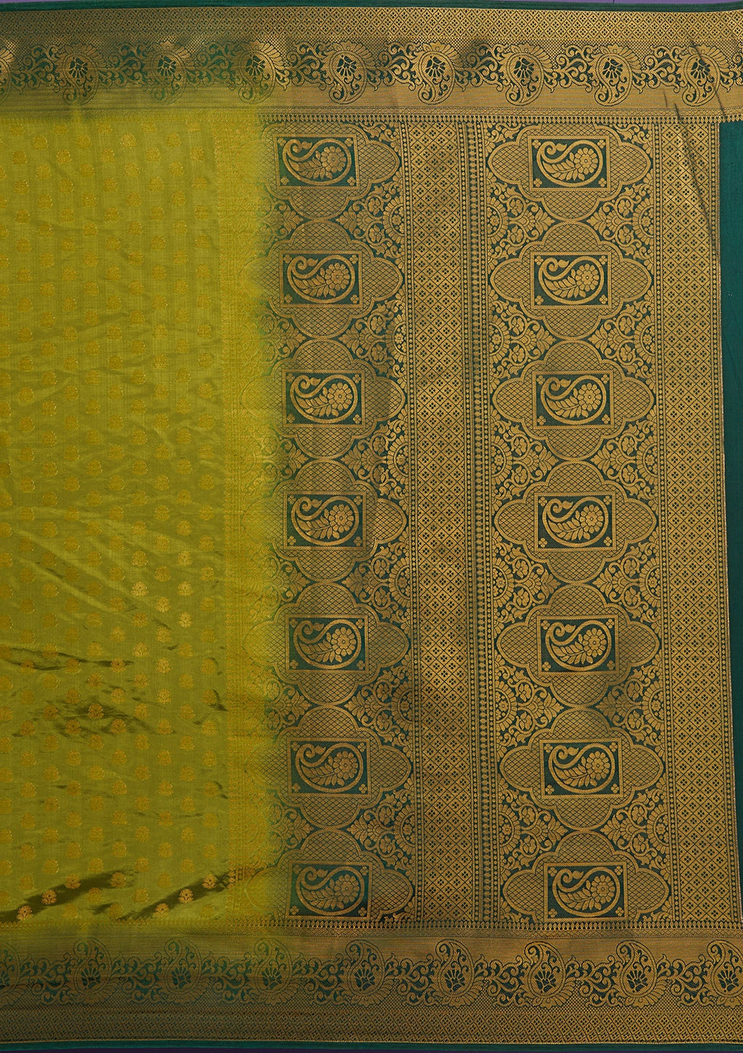 Leaf Green Zariwork Art Silk Saree-Koskii