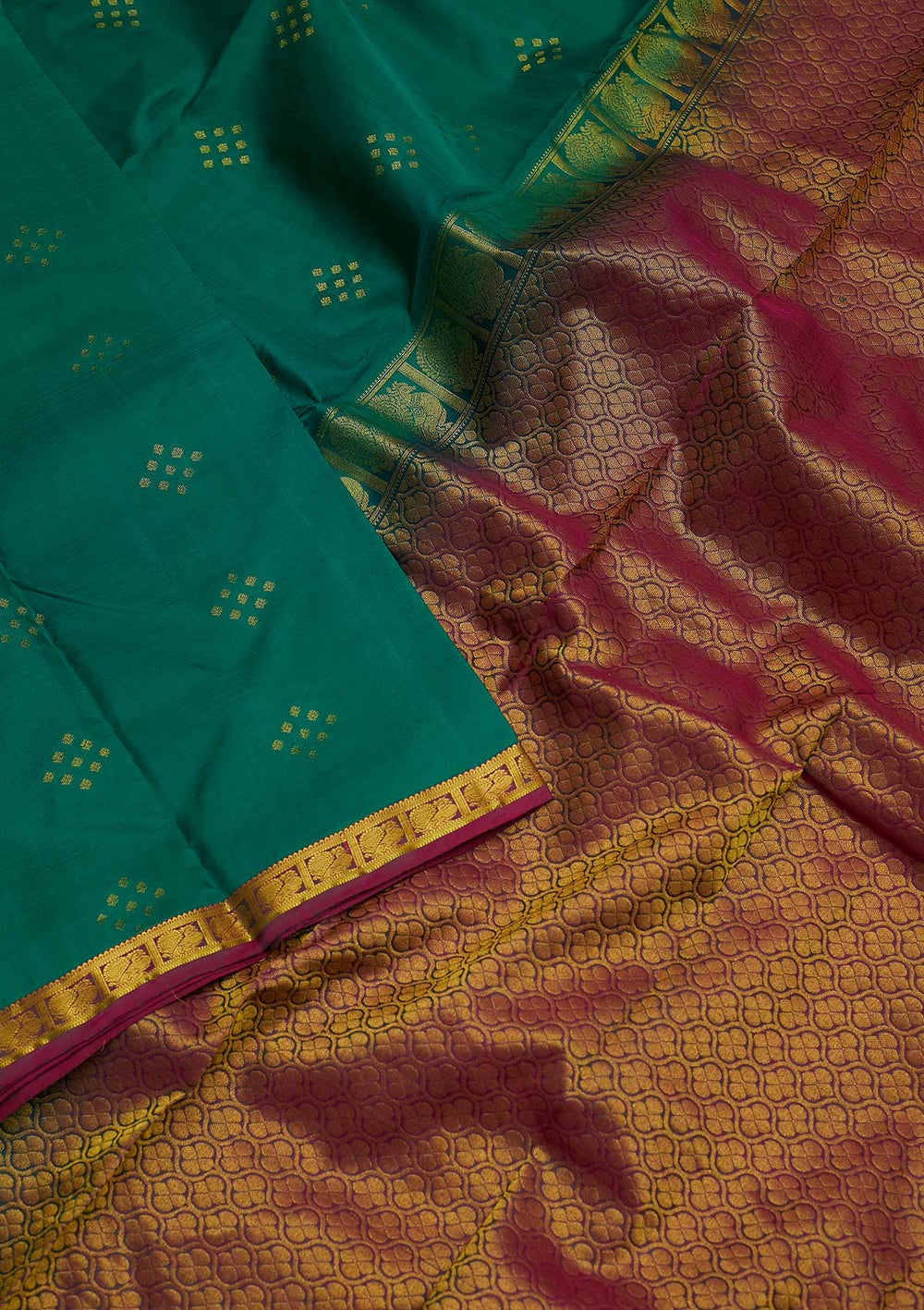 Leaf Green Zariwork Pure Silk Designer Saree - koskii