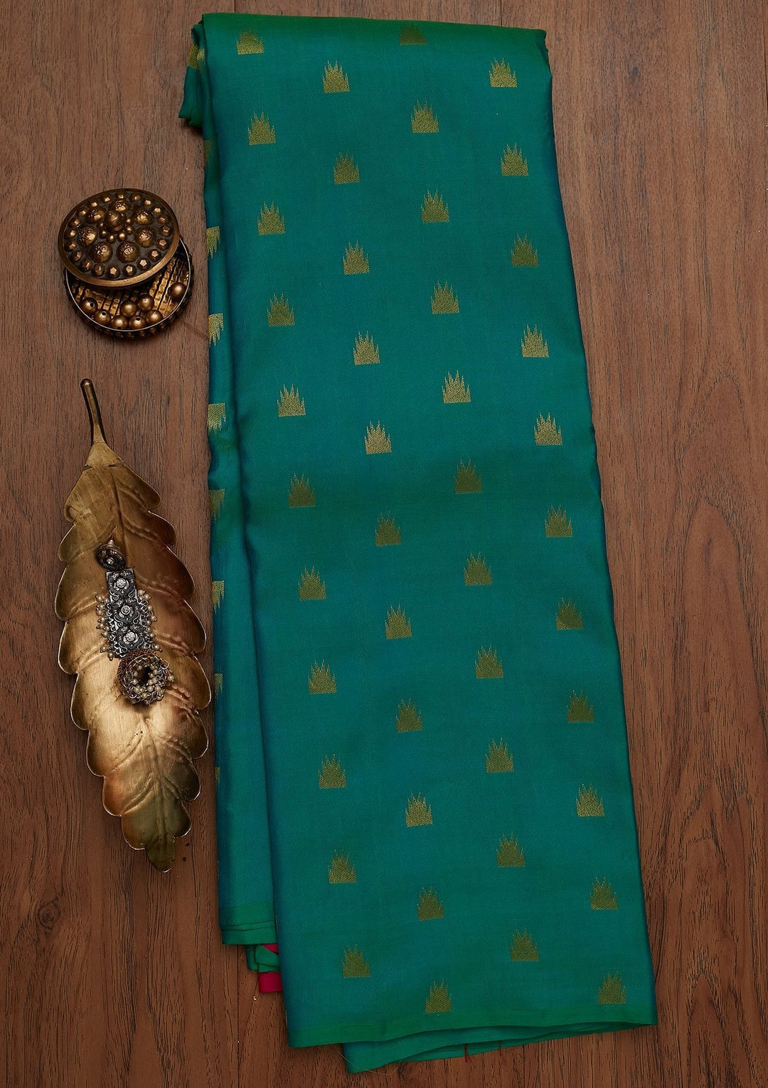 Leaf Green Zariwork Pure Silk Designer Saree - koskii