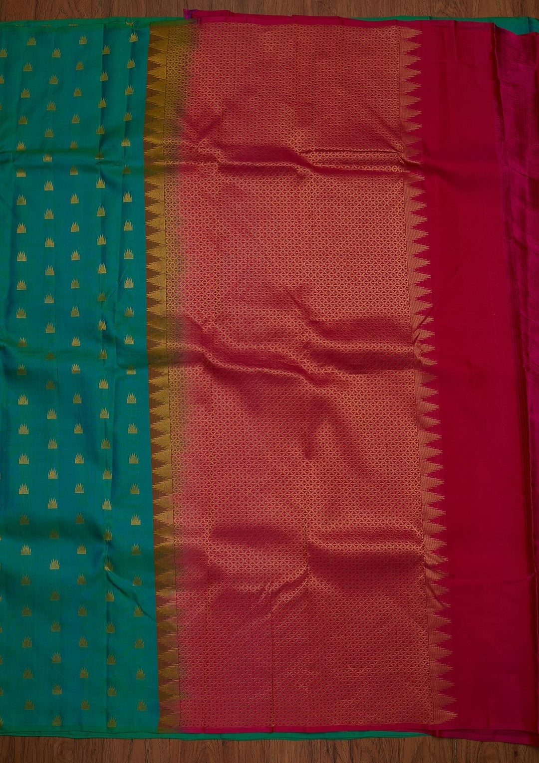 Leaf Green Zariwork Pure Silk Designer Saree - koskii