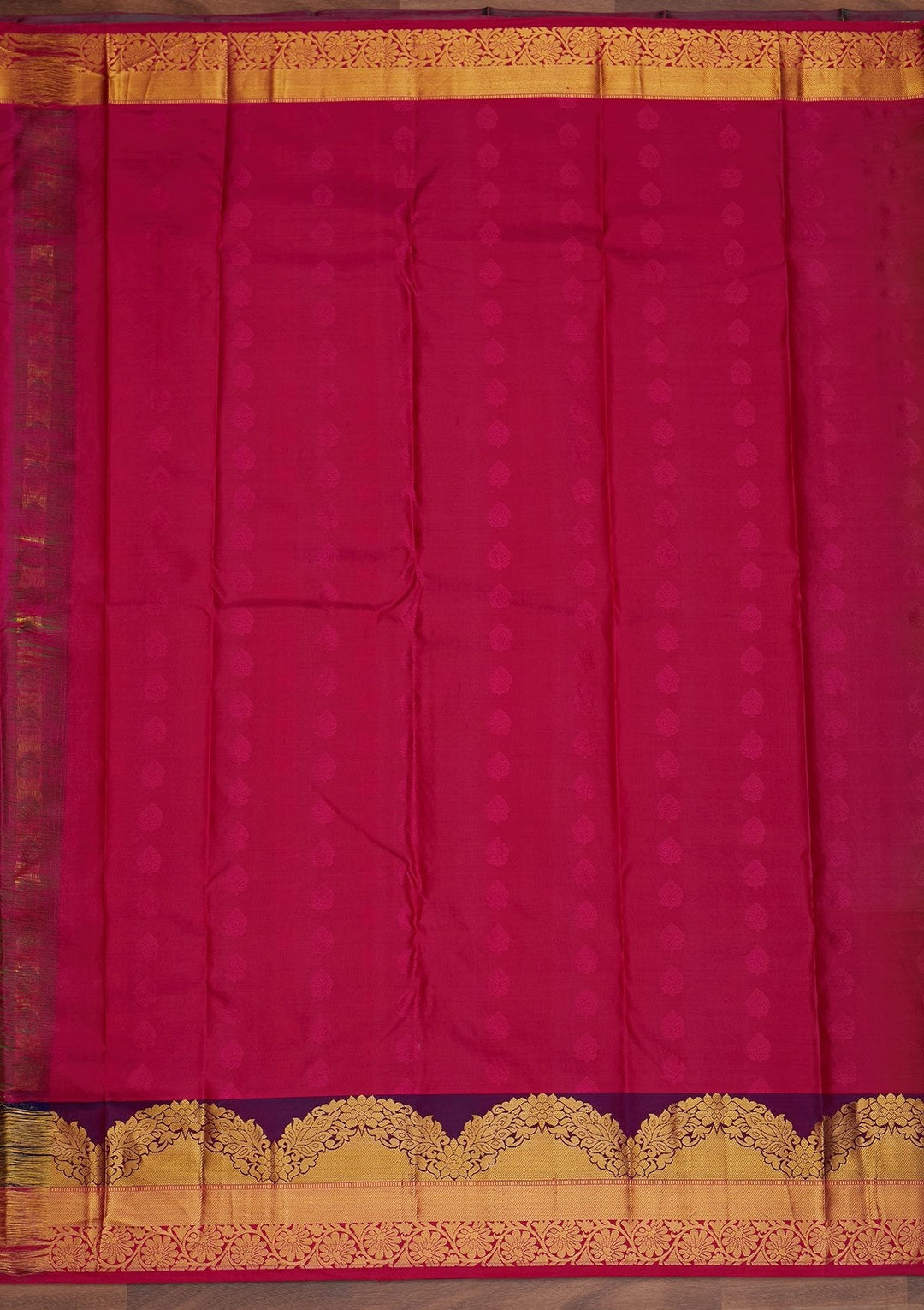 Leaf Green Zariwork Pure Silk Designer Saree - Koskii