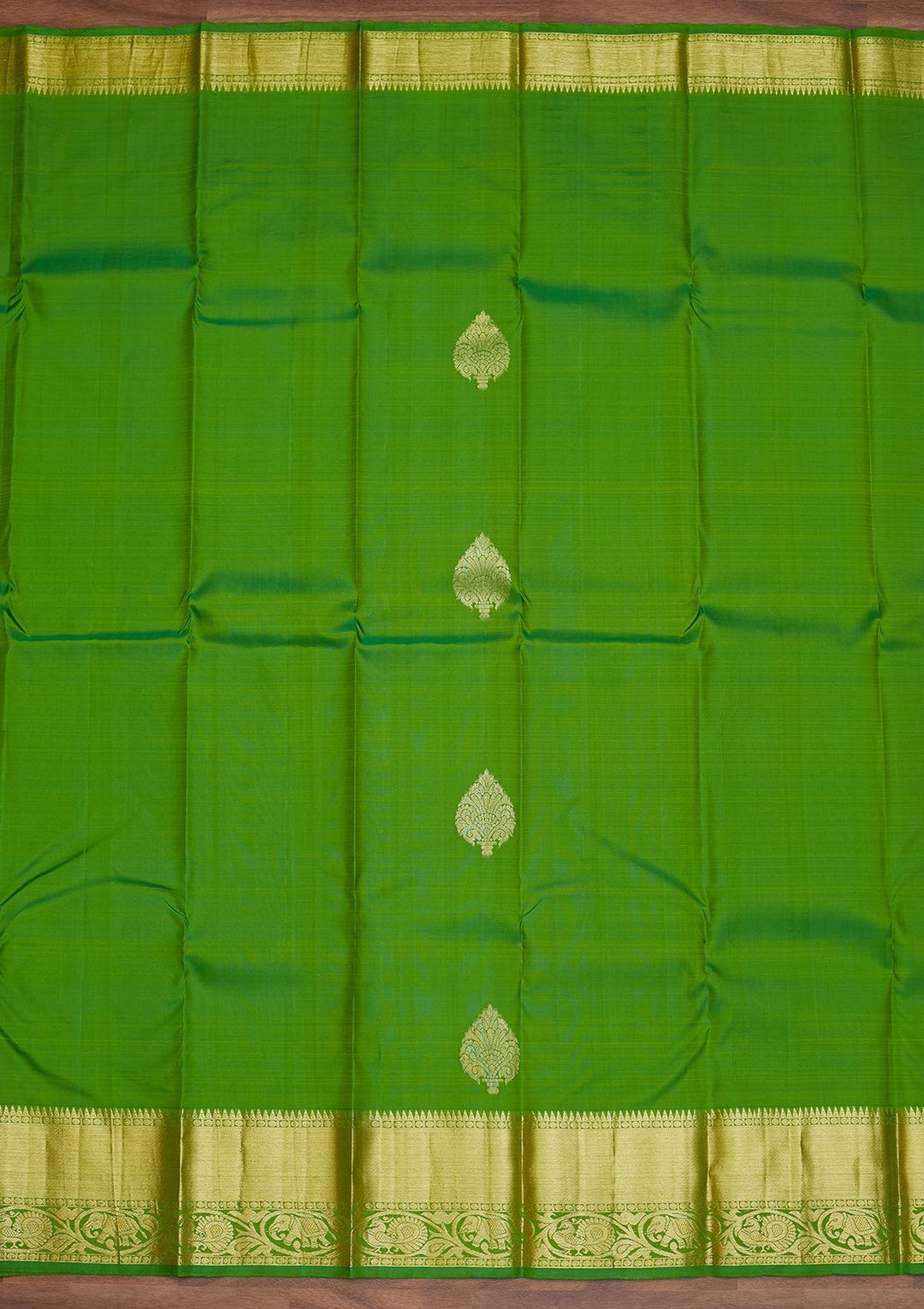 Leaf Green Zariwork Pure Silk Designer Saree - Koskii