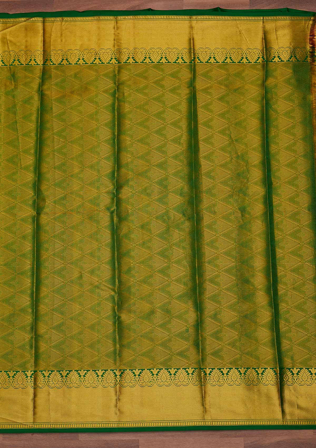 Leaf Green Zariwork Pure Silk Designer Saree - Koskii