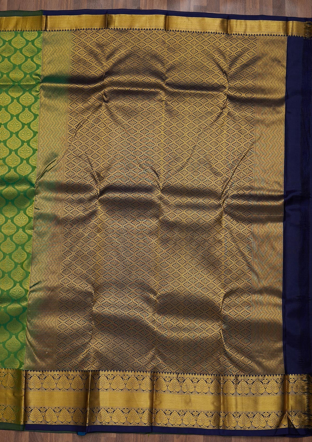 Leaf Green Zariwork Pure Silk Saree-Koskii