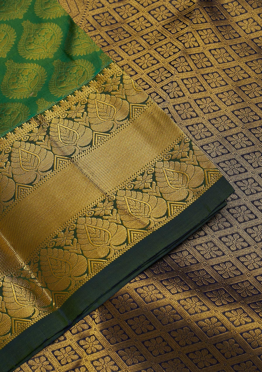 Leaf Green Zariwork Pure Silk Saree-Koskii